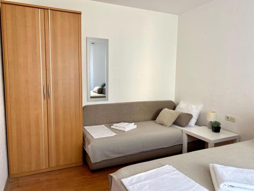 Villa Mihaela - Apartment Ika سيساريكا المظهر الخارجي الصورة